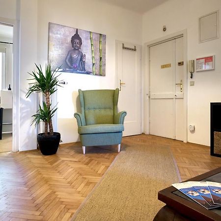 Operastreet City Center Apartment "Bangkok" In Vienna Exterior photo